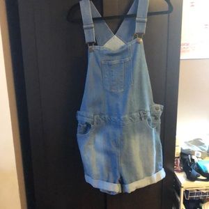 Maternity overall shorts